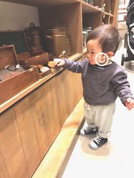 「1歳半」｜「アイテム（デニムジャケット）」を使った、IORI☺︎さん（キッズ・80cm）の春コーディネート