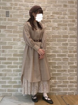 「秋のカフェオレコーデ」｜「アイテム（ハンチング/ベレー帽）」を使った、おみぃさん（レディース・157cm）の秋コーディネート