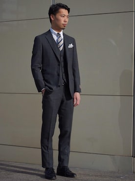 「アイテム（スーツベスト、グレー系）」を使った、RYさん（メンズ・173cm）の冬コーディネート