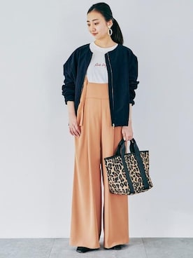 「green label relaxing（グリーンレーベルリラクシング）のアイテム（サロペット/オーバーオール）」を使った、RYさん（メンズ・173cm）の春コーディネート