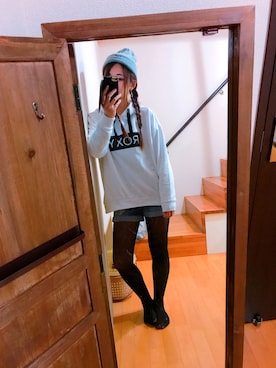 「ROXY（ロキシー）のアイテム（ニットキャップ/ビーニー）」を使った、kana☺︎さん（レディース・158cm）の秋コーディネート