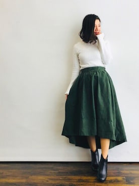 「カーキスカート」｜magaaさん（レディース・159cm）の冬コーディネート