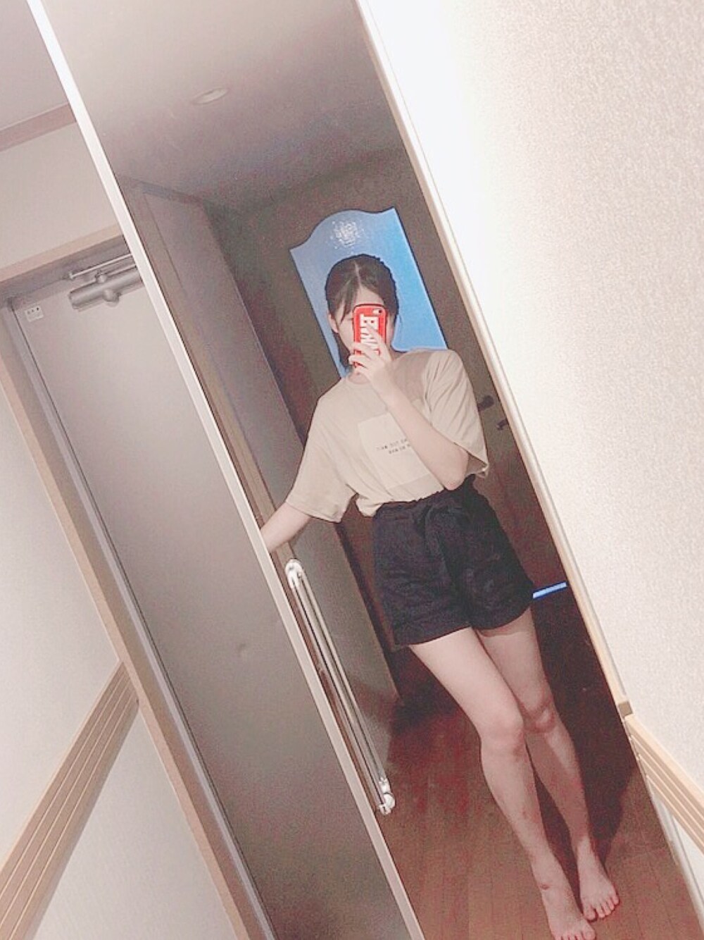 「chocol raffine robeのアイテム（トップス、ベージュ系）」を使った、Manamiさん（レディース・168cm）の夏コーディネートの1枚目の写真