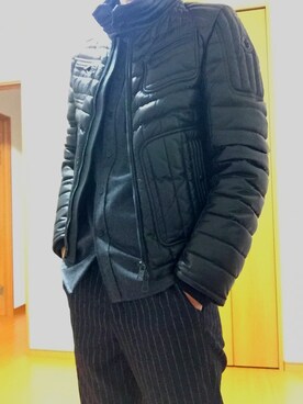 「MONCLER（モンクレール）のアイテム（Down Jacket / Coat、ブラック系）」を使った、rowrewさん（メンズ・178cm）の冬コーディネート
