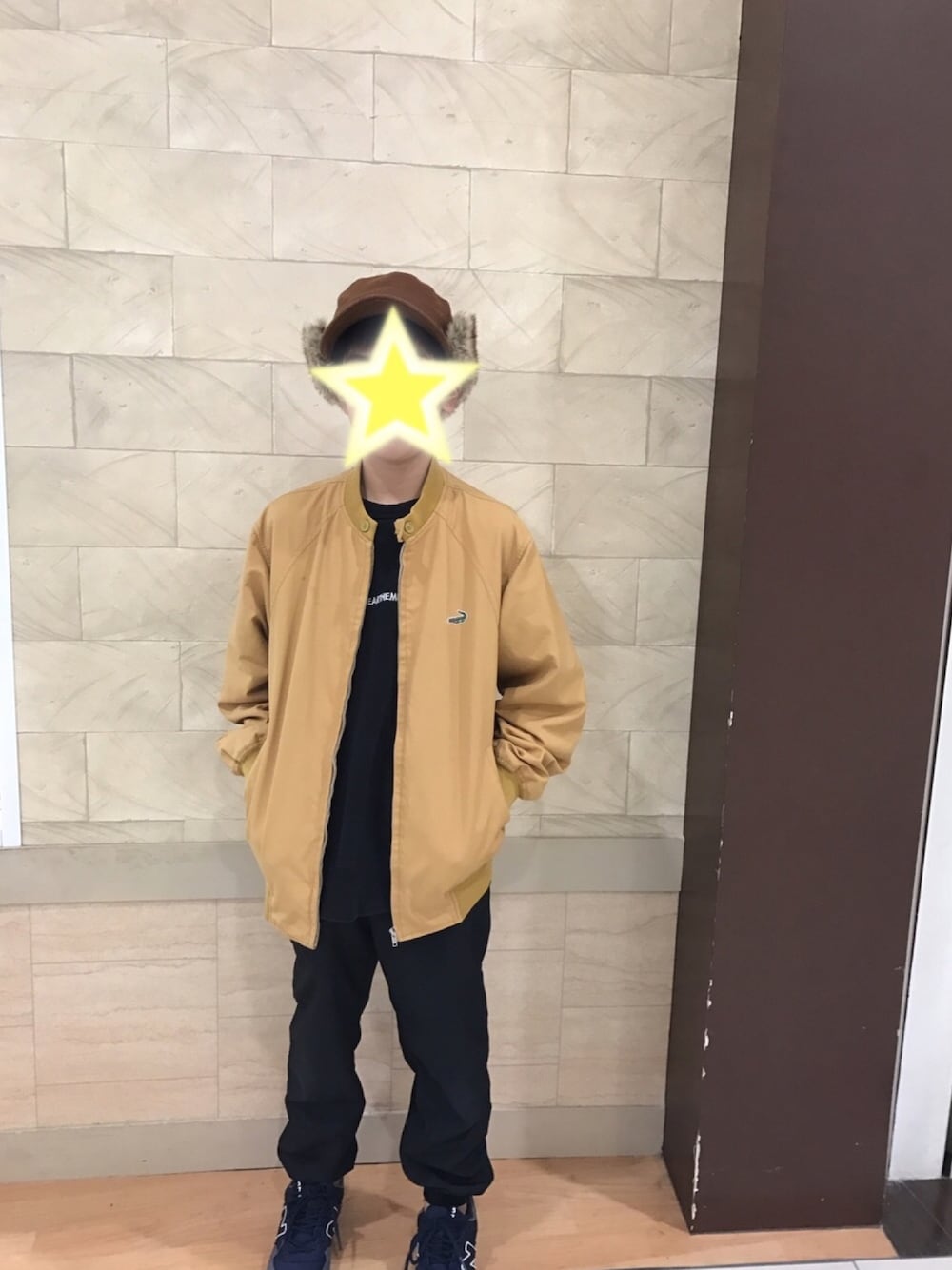 「男の子コーデ、中学生、古着、ナイキ、ニューバランス、帽子、ロシアン帽、ラコステ、しまむら、ユニクロ」｜「LACOSTEのアイテム（ブルゾン、ベージュ系）」を使った、ico_nico_sanco3さん（キッズ・150cm）の冬コーディネートの1枚目の写真
