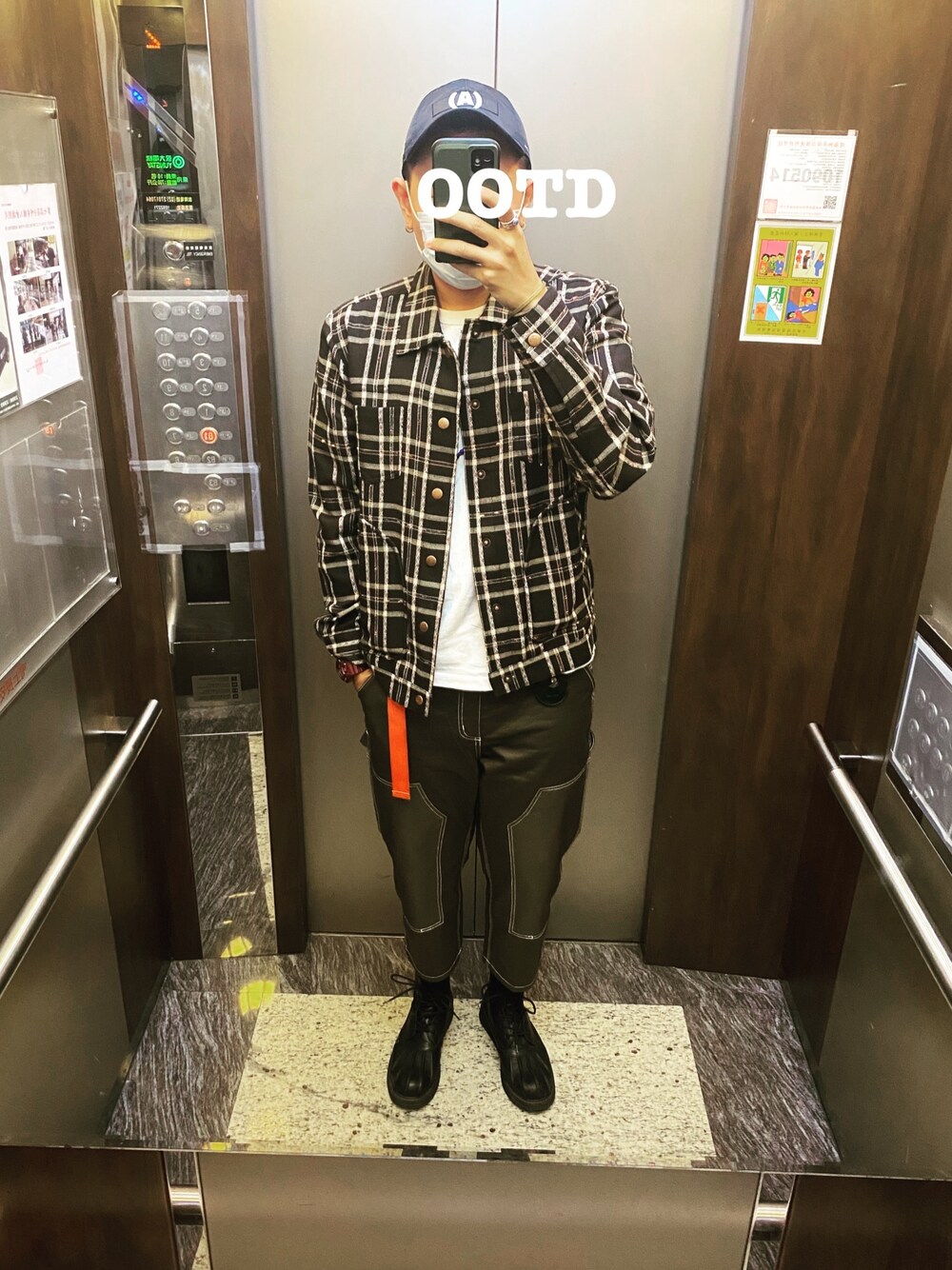 「ootd、春コーデ、夏コーデ、kamenrider、Taiwan、街頭穿搭、休閒、工裝褲、WEARBOOKエントリー、WEAR」｜「anowheremanのアイテム（キャップ、ブラック系）」を使った、Fat SOさん（メンズ・181cm）の春コーディネートの1枚目の写真