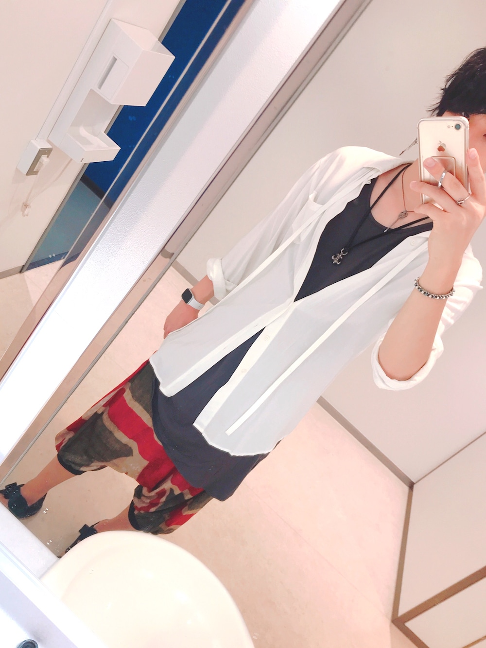 「サルエルパンツ、ユニオンジャック、ShareSpirit、HARE、アツい、ブルーオーシャンフェス、おしゃれさんと繋がりたい、ラフ、テバサンダル、タンクトップ」｜「GGDのアイテム（その他アウター、ホワイト系）」を使った、ゆうたそさん（メンズ・183cm）の春コーディネートの1枚目の写真