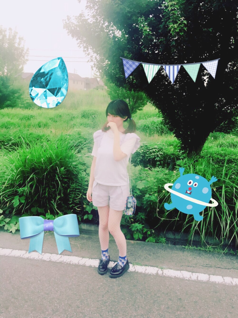 「OLIVE des OLIVEのアイテム（シャツ/ブラウス、ホワイト系）」を使った、らいらいさん（レディース・160cm）の夏コーディネートの1枚目の写真