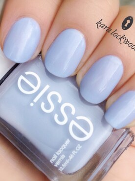 Kara Lockwoodさんのコーディネート