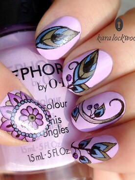 Kara Lockwoodさんのコーディネート