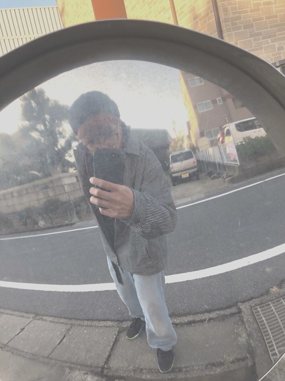 「デニム、デニムパンツ、コーチジャケット、お洒落さんとつながりたい、冬コーデ、ビッグシルエット、ワイドパンツ、今日のコーデ、XL」｜「GUのアイテム（ジャケット/アウター、ブルー系）」を使った、たちぽんさん（メンズ・175cm）の冬コーディネートの1枚目の写真