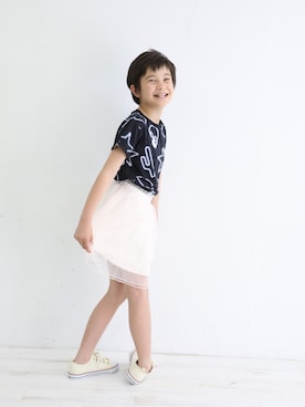 「LODISPOTTO（ロディスポット）のアイテム」を使った、Valentina さん（キッズ・130cm）の春コーディネート