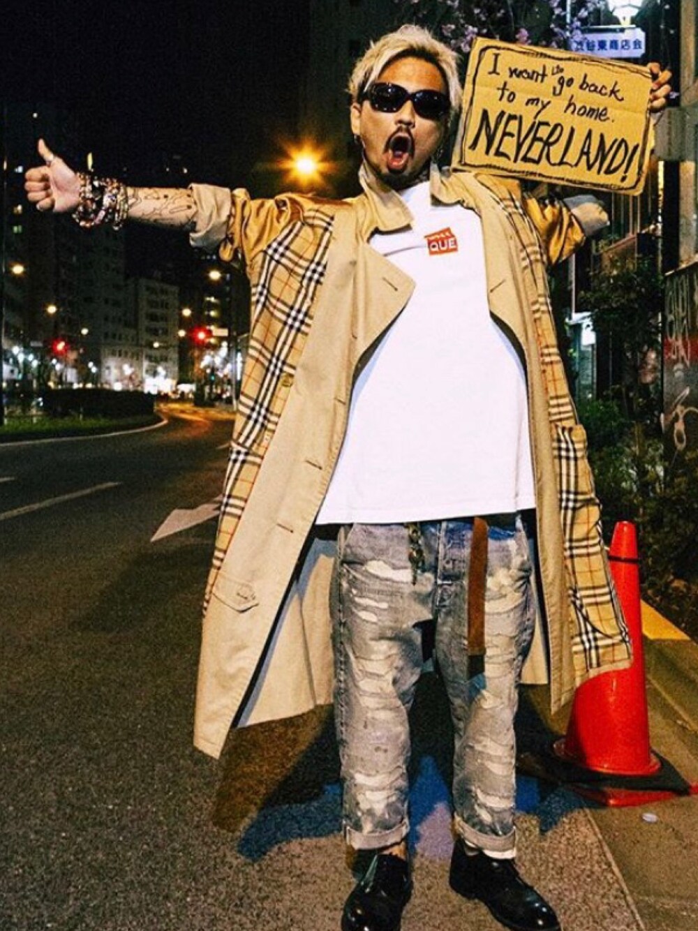 「今日のコーデ、オトナカジュアル、ビッグシルエット、休日スタイル、大人カジュアル、ユニクロ、韓国ファッション、シェフパンツ、スウェット」｜「BEAMSのアイテム（タイツ/ストッキング、シルバー系）」を使った、ジョブズさん（メンズ・159cm）の冬コーディネートの1枚目の写真