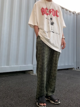 「neos（ネオス）のアイテム（サンダル）」を使った、おさ。さん（メンズ・167cm）の春コーディネート