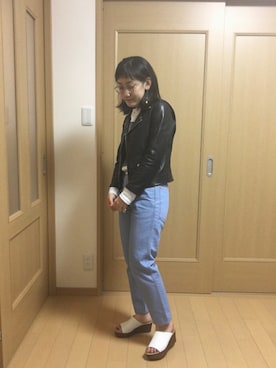 「R（アール）のアイテム」を使った、Shigemi さん（レディース・151cm）の春コーディネート