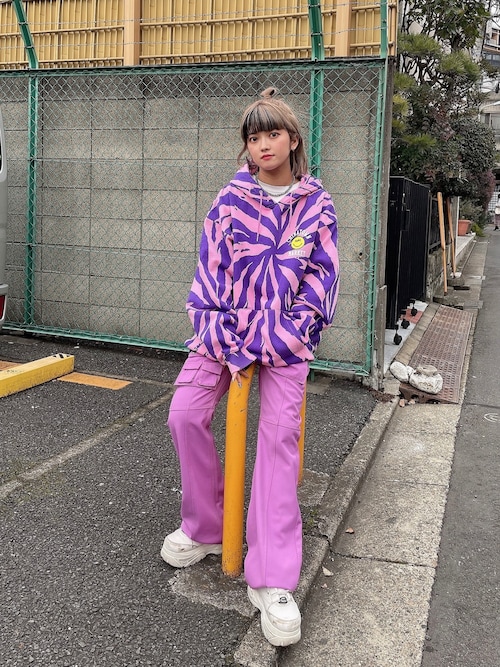 X Girl 原宿田中 優華さんのパーカーを使ったコーディネート Zozotown