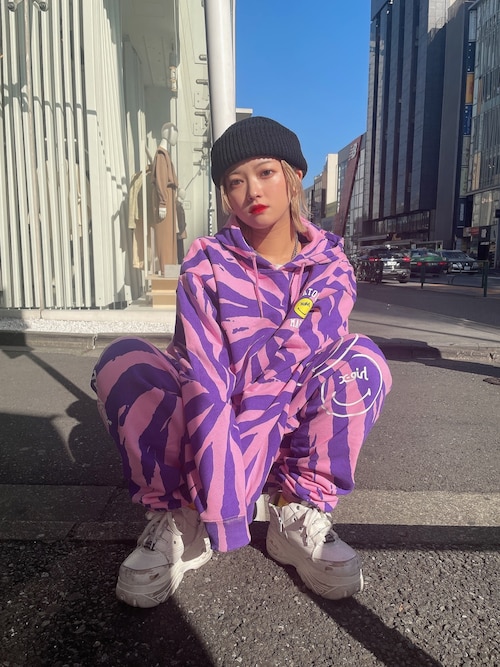 X Girl 原宿田中 優華さんのパーカーを使ったコーディネート Zozotown