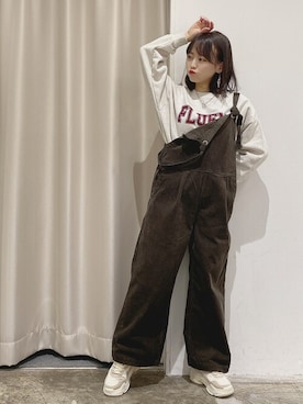 「AMERICAN HOLIC（アメリカンホリック）のアイテム（サロペット/オーバーオール）」を使った、おひなさん（レディース・153cm）の冬コーディネート