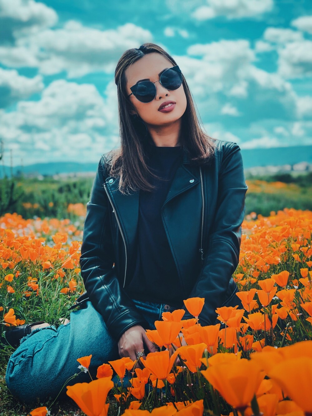 「summer、Flowers、leather jacket、black、zara woman、zara daily、chic、simple、WEAR、casual」｜「ZARAのアイテム（その他アウター、ブラック系）」を使った、Elevated Notionさん（レディース・163cm）の春コーディネートの1枚目の写真