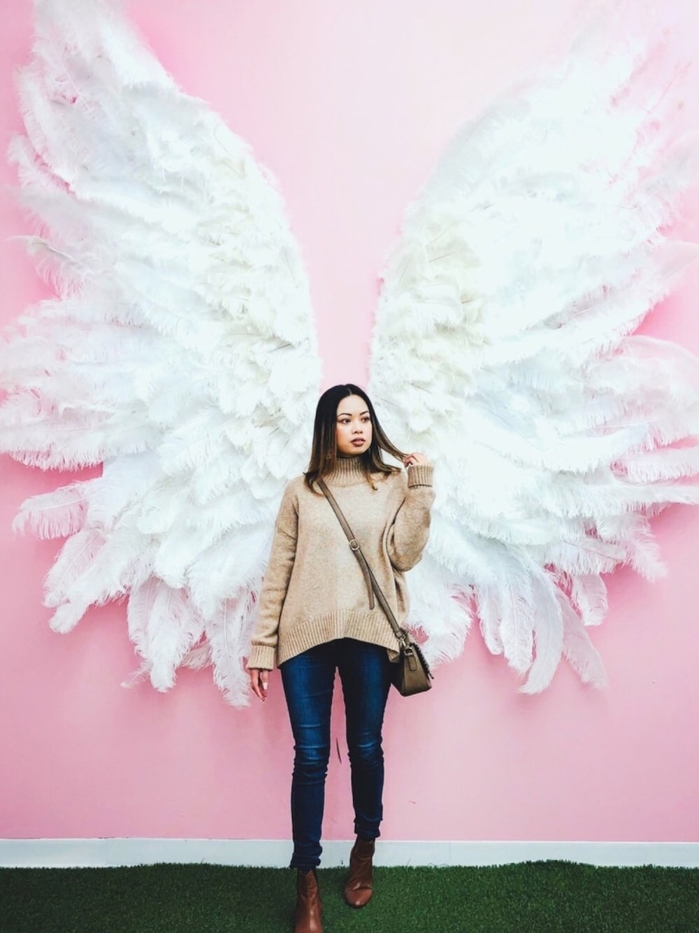 「turtleneck、beige、simple、streetstyle、chic、WEAR、H&M、Casualwear、highwaist、pink」｜「H&Mのアイテム（ニット/セーター、ベージュ系）」を使った、Elevated Notionさん（レディース・163cm）の春コーディネートの1枚目の写真