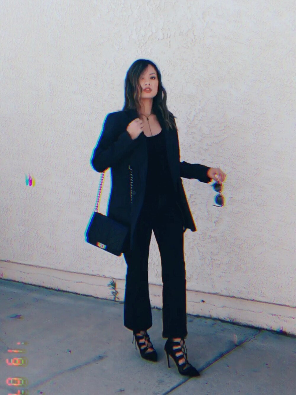 「chic、minimal、gray、streetwear、streetstyle、street、zara woman、WEAR、WEARBOOKエントリー、denim」｜「The Reformationのアイテム（デニムパンツ、グレー系）」を使った、Elevated Notionさん（レディース・165cm）の夏コーディネートの1枚目の写真