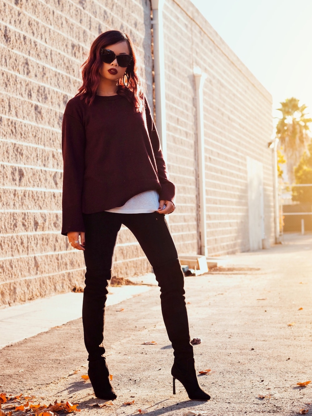 「overthekneeboots、thighhighboots、black、simple、casual、streetstyle、streetwear、ootd、WEARBOOKエントリー、WEAR」｜「NINE WESTのアイテム（ブーツ、ブラック系）」を使った、Elevated Notionさん（レディース・165cm）の冬コーディネートの1枚目の写真