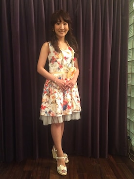 「薔薇」｜「アイテム（ワンピース/ドレス）」を使った、辰巳真理恵さん（レディース・154cm）の秋コーディネート