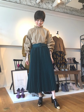 「アイテム（ドレスシューズ）」を使った、nskbさん（レディース・157cm）の秋コーディネート