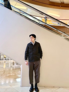 「initial（イニシャル）のアイテム（トップス）」を使った、KingTsangさん（メンズ・178cm）の秋コーディネート