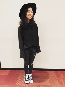 「GU（ジーユー）のアイテム（シャツ/ブラウス、ブラック系）」を使った、lilmiwawaさん（レディース・155cm）の春コーディネート