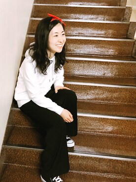 「GU（ジーユー）のアイテム（その他パンツ、ブラック系）」を使った、lilmiwawaさん（レディース・155cm）の春コーディネート