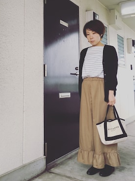 「ペタンコ靴」｜「アイテム（モカシン/デッキシューズ）」を使った、ueno yucari↟⌂さん（レディース・150cm）の秋コーディネート
