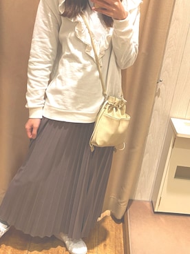 「GRL（グレイル）のプリーツスカート（スカート）」を使った、Yuinaさん（レディース・160cm）の冬コーディネート