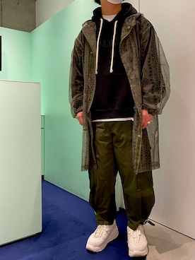 「JW Anderson（ジェイダブリューアンダーソン）のアイテム（パーカー）」を使った、Y.さん（メンズ・172cm）の春コーディネート