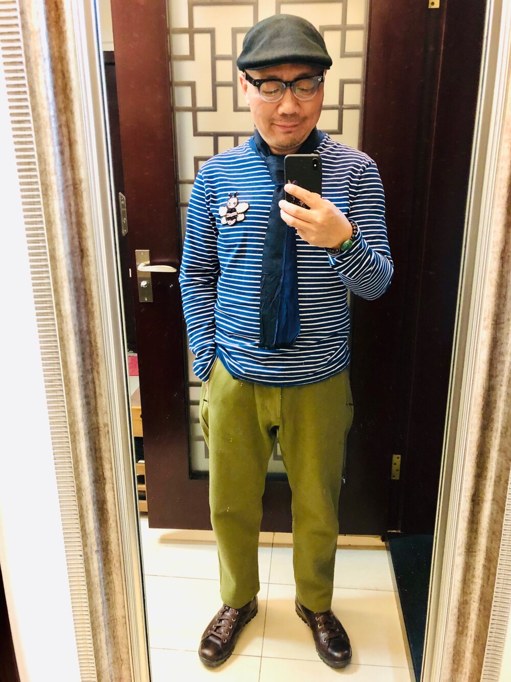 「Diorのアイテム（Tシャツ/カットソー、その他）」を使った、蘑菇東哥さん（メンズ・172cm）の秋コーディネートの1枚目の写真