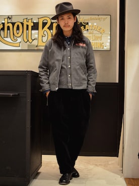「ワークベスト」｜「アイテム（ジャケット/アウター）」を使った、okaiさん（メンズ・172cm）の冬コーディネート