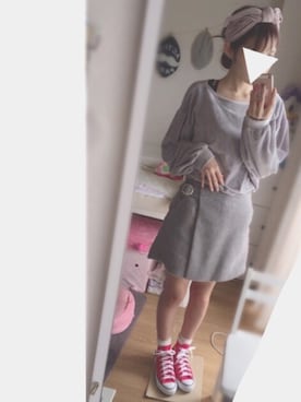 「SPINNS(スピンズ)のアイテム(ヘアバンド)」を使った、Kiki.さん(レディース・162cm)の秋コーディネート