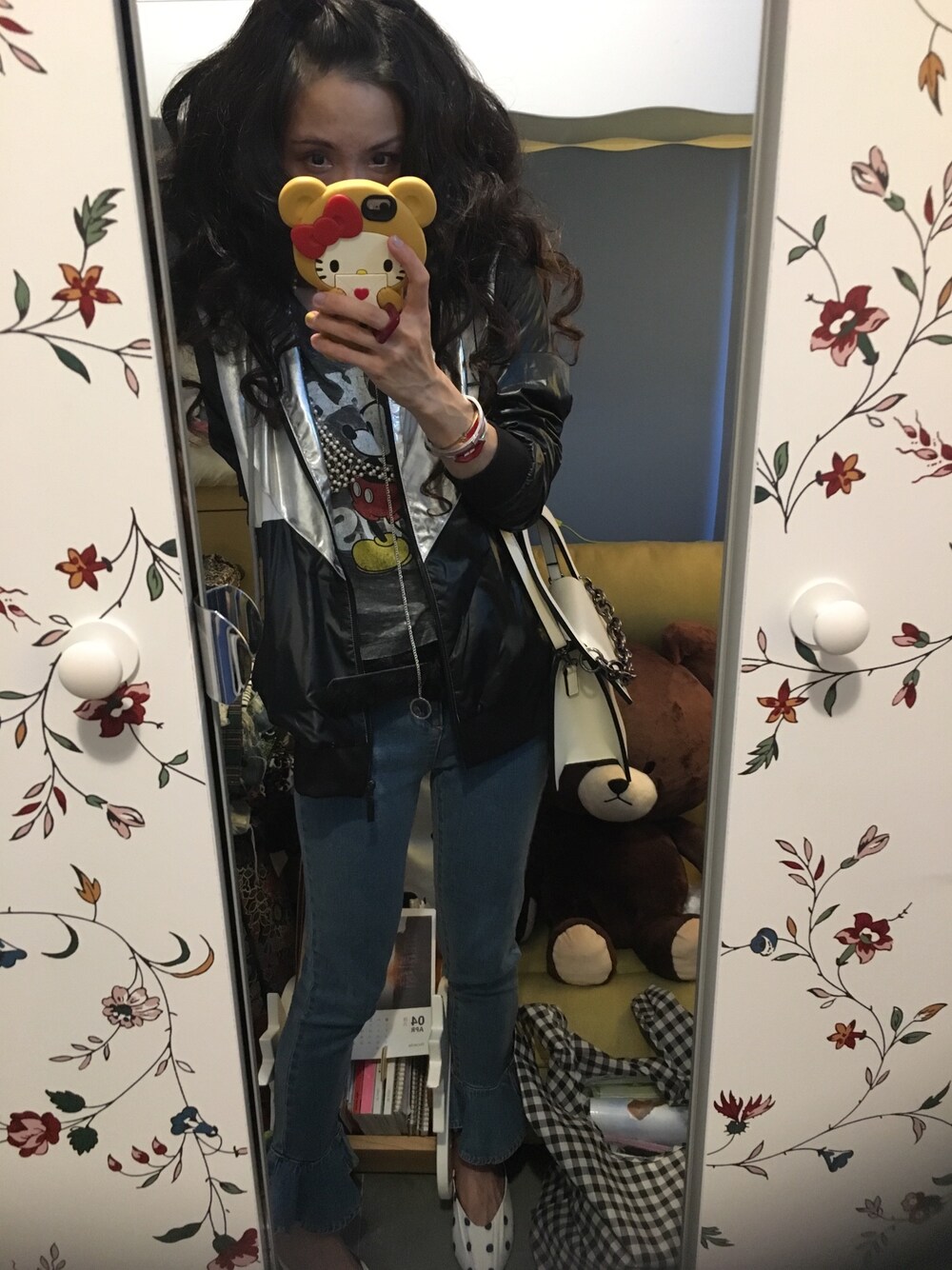 「adidasのアイテム（トレンチコート、シルバー系）」を使った、Y🐻N🎸さん（レディース・153cm）の春コーディネートの1枚目の写真