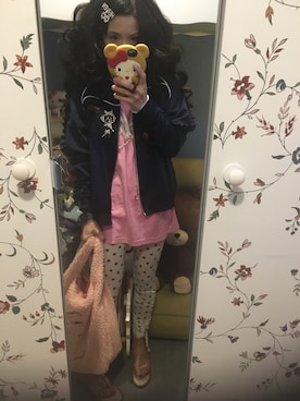 「MONKI（モンキ）のアイテム（スタジャン）」を使った、Y🐻N🎸さん（レディース・153cm）の冬コーディネート
