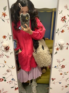「アイテム（ムートンコート、ピンク系）」を使った、Y🐻N🎸さん（レディース・153cm）の冬コーディネート