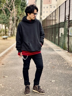 「mnml(ミニマル)のアイテム(トップス)」を使った、Life…さん(メンズ・175cm)の冬コーディネート