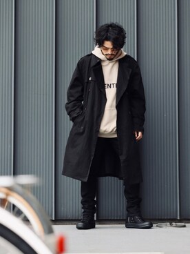 「モードストリート」｜「アイテム（トレンチコート）」を使った、Life…さん（メンズ・175cm）の春コーディネート