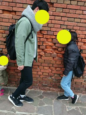 「函館」｜「アイテム（スニーカー）」を使った、こーさん（メンズ・174cm）の春コーディネート
