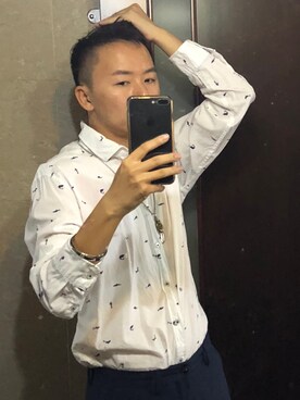 「ESPRIT（エスプリ）のアイテム」を使った、陈小东 Polly.Cさん（メンズ・168cm）の秋コーディネート