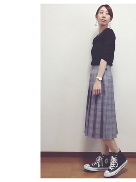 「アイテム（イヤリング）」を使った、Lilychouchouさん（レディース・163cm・20代）の秋コーディネート
