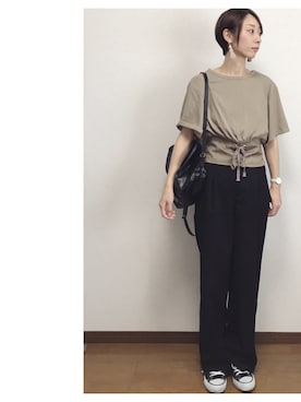 「アイテム（イヤリング）」を使った、Lilychouchouさん（レディース・163cm・20代）の秋コーディネート