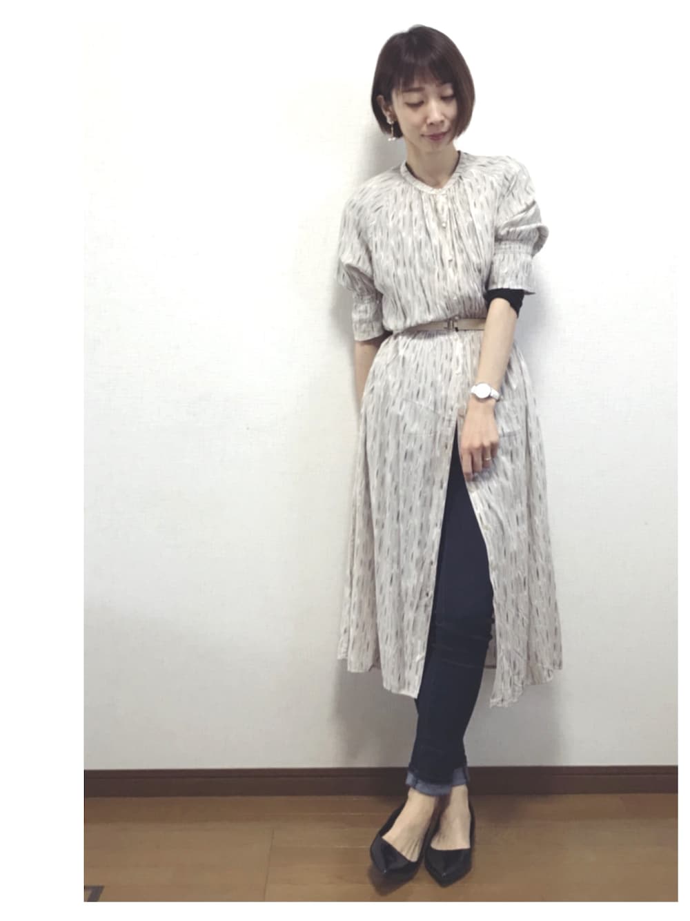 「キャンディスリーブ、シャツワンピ、ウエストマーク、スキニーデニム、パールアクセ、フラットシューズ、SEVENDAYS＝SUNDAY、UNIQLO、GU、Daniel Wellington」｜「charm_handmadeaccessoryのアイテム（イヤリング、その他）」を使った、Lilychouchouさん（レディース・163cm）の春コーディネートの1枚目の写真