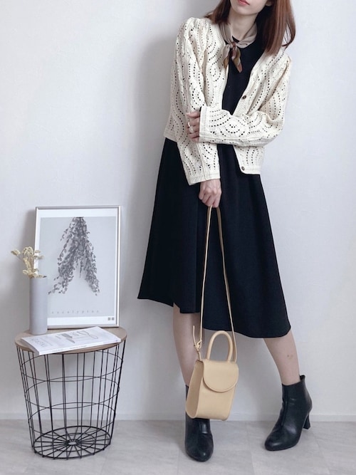 エンボス加工Aラインロングワンピース（ワンピース）｜coca