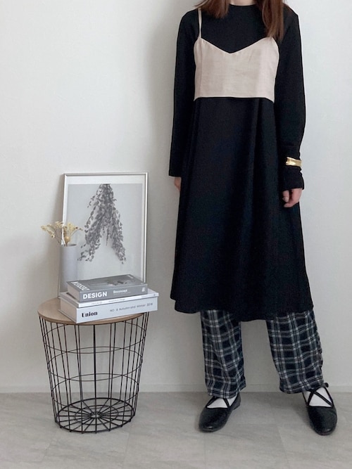 高級ライン【ブリーフィング】2024年　ワンピース　エンボス加工　ロゴ総柄　M 高級ライン【ブリーフィング】2024年 ワンピース エンボス加工