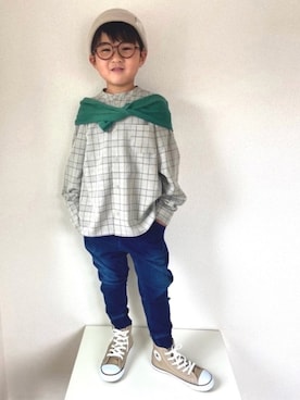 「apres les cours（アプレレクール）のアイテム（ニットキャップ/ビーニー）」を使った、TARE-MAYUさん（キッズ・120cm）の春コーディネート